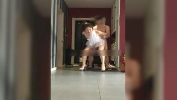 受不了高跟情趣白丝小骚货诱惑胯下跪舔鸡巴门前后入开操站炮啪啪