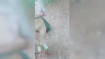 逆天爆乳姐妹户外随机约操!!走在乡间的小路上~路边的炮友是我伙伴~