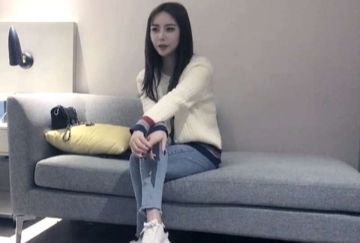 【太子精品探花】鸭哥再上场，约操高颜值外围小姐姐!