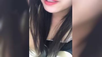 美女主播露脸现场直播表演2男2女4P大战[1v746mb]