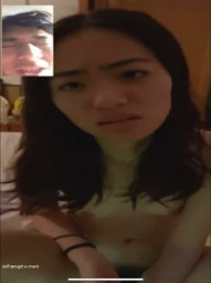 年度最强泄密，大美女姜卿霞不雅视频图流出，吃鸡吃软了 你不会想尿吧不要啊_微信裸聊被炮友爆插