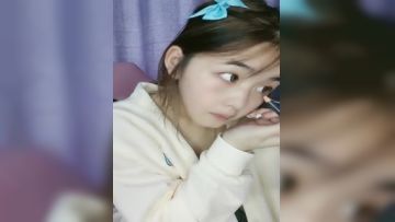 哇！嫩炸了~18岁学生下海~疯狂喷水~【静静】坐着一直喷！！~~~✨✨✨--这幺年轻，能玩的这幺-149