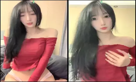 现在学会用道具了【泡泡咕】这么美的逼脸蛋身材淫液流出的刹那粉丝集体高潮刷礼物