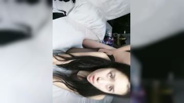 直播_炮机大黑牛伺候小少妇蒙上眼睛自慰啪啪!