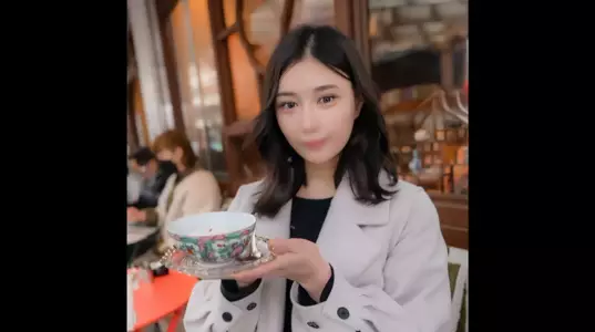 FC2-PPV-3508237 颜出し！！まで限定！！