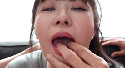 DFE-097 微笑む口便器 桐谷すずね